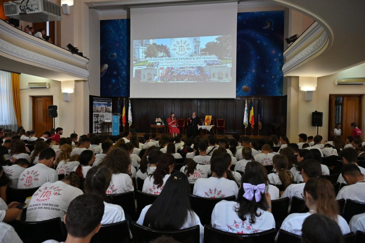 1.500 de tineri uniți în credință la Iași 307539