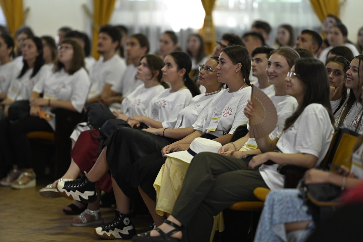 1.500 de tineri uniți în credință la Iași 307540