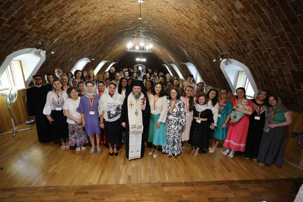 A treia întâlnire internațională a Grupului de preotese „Sfânta Nona” 307621