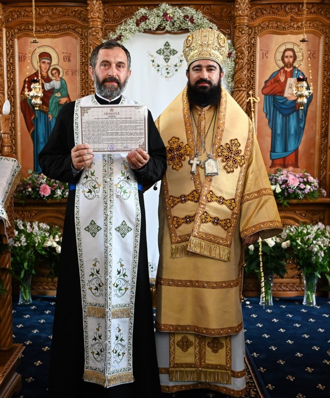 Slujiri arhiereşti în Episcopia Devei şi Hunedoarei 307569