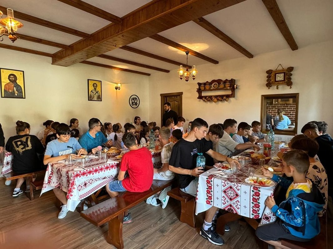 Grijă pentru educația copiilor în Arhiepiscopia Dunării de Jos 307701