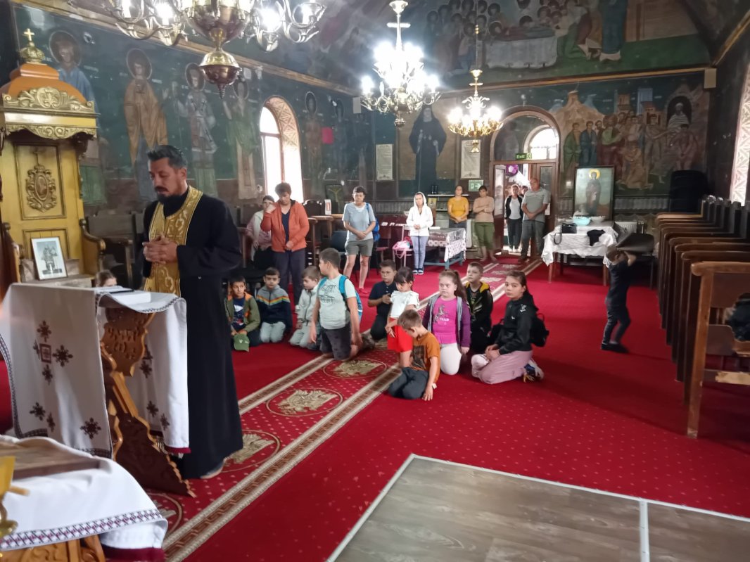 Grijă pentru educația copiilor în Arhiepiscopia Dunării de Jos 307703