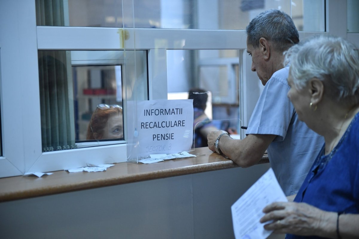 Ministru: Doar 4,4% dintre pensii vor rămâne neindexate la 1 ianuarie 307674