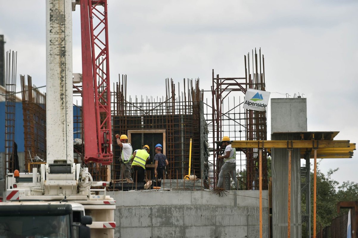 Ora de muncă s-a scumpit cu 15% 307678