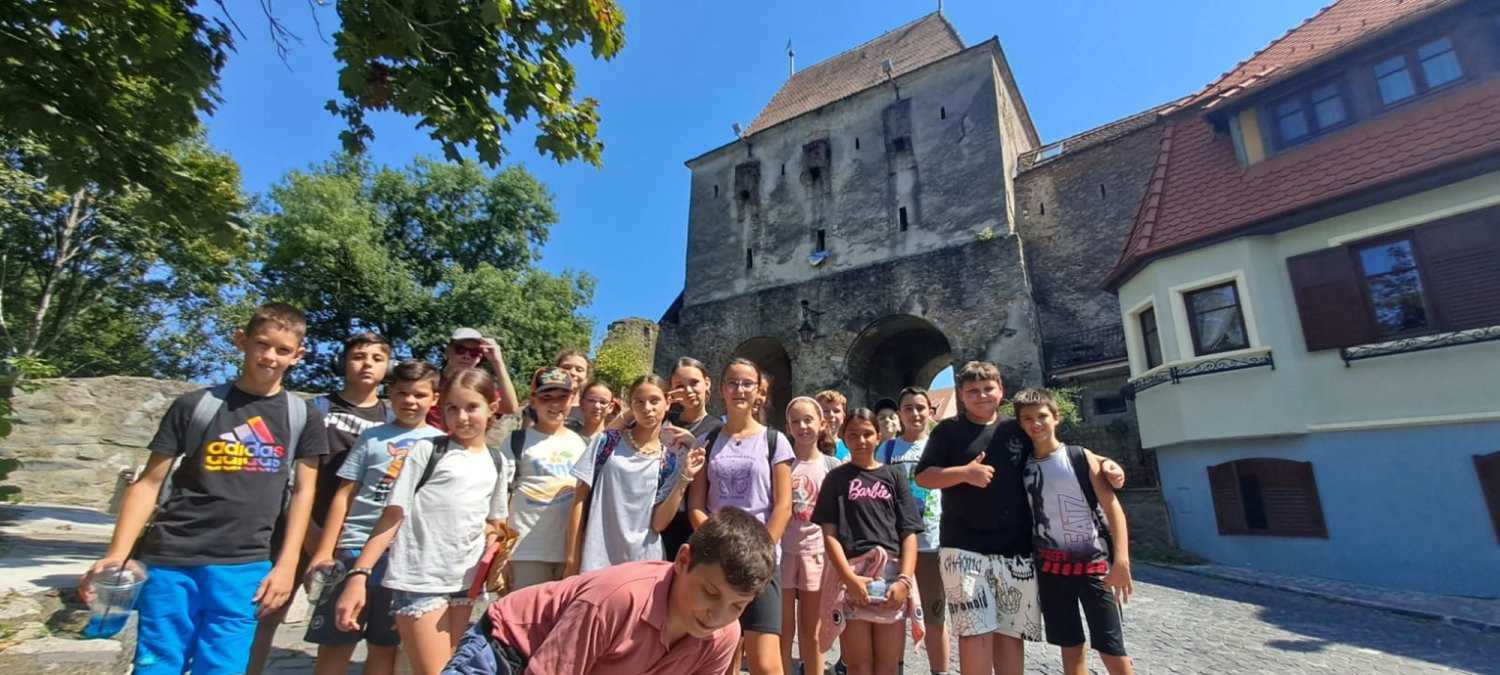 Tabere pentru tinerii din Arhiepiscopia Alba Iuliei 307687