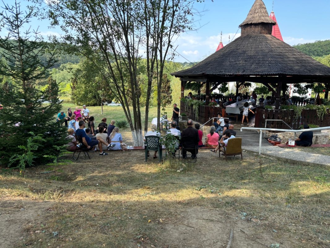 Tabăra ortodoxă a bucuriei pentru adulți 307819