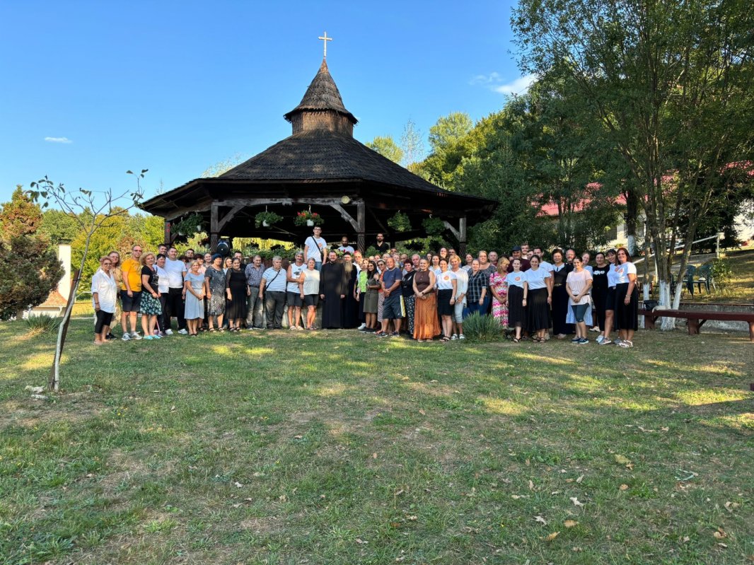 Tabăra ortodoxă a bucuriei pentru adulți 307820