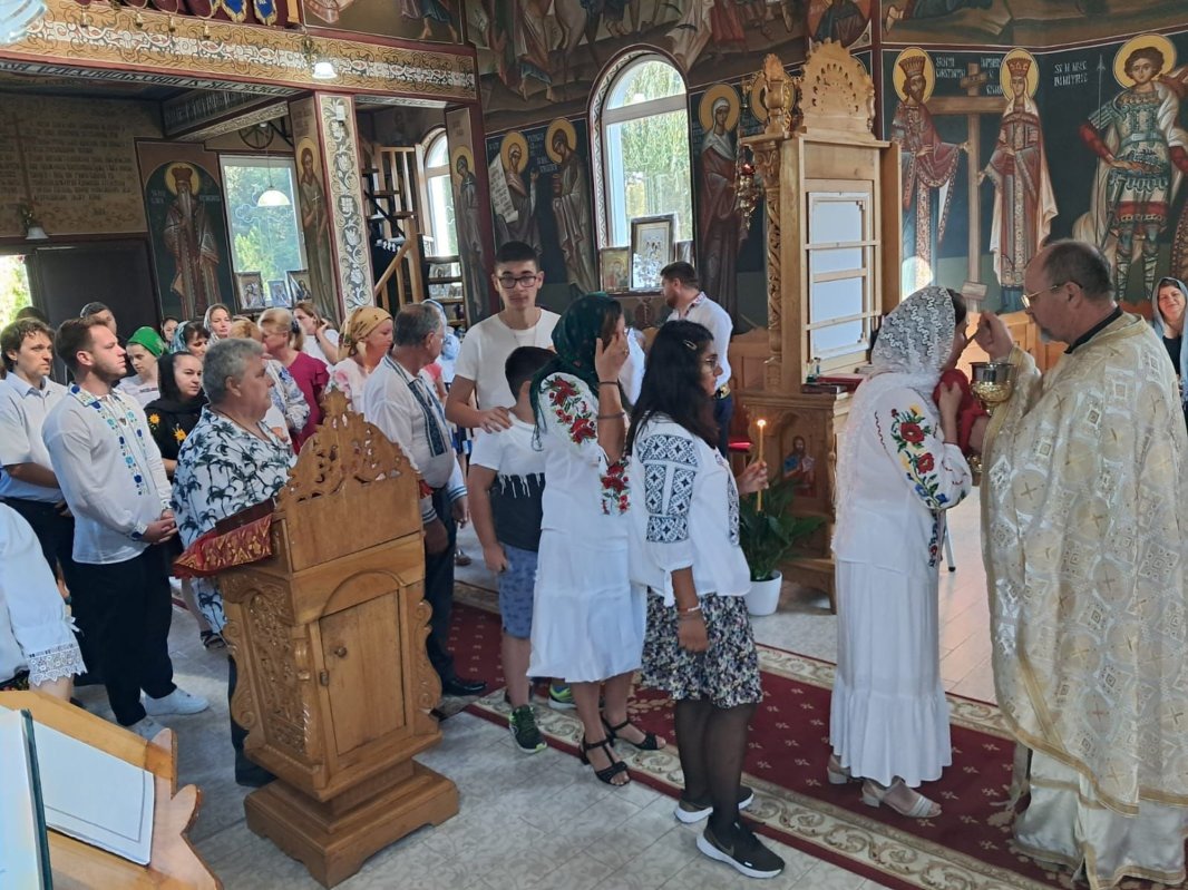 Tabăra ortodoxă a bucuriei pentru adulți 307826