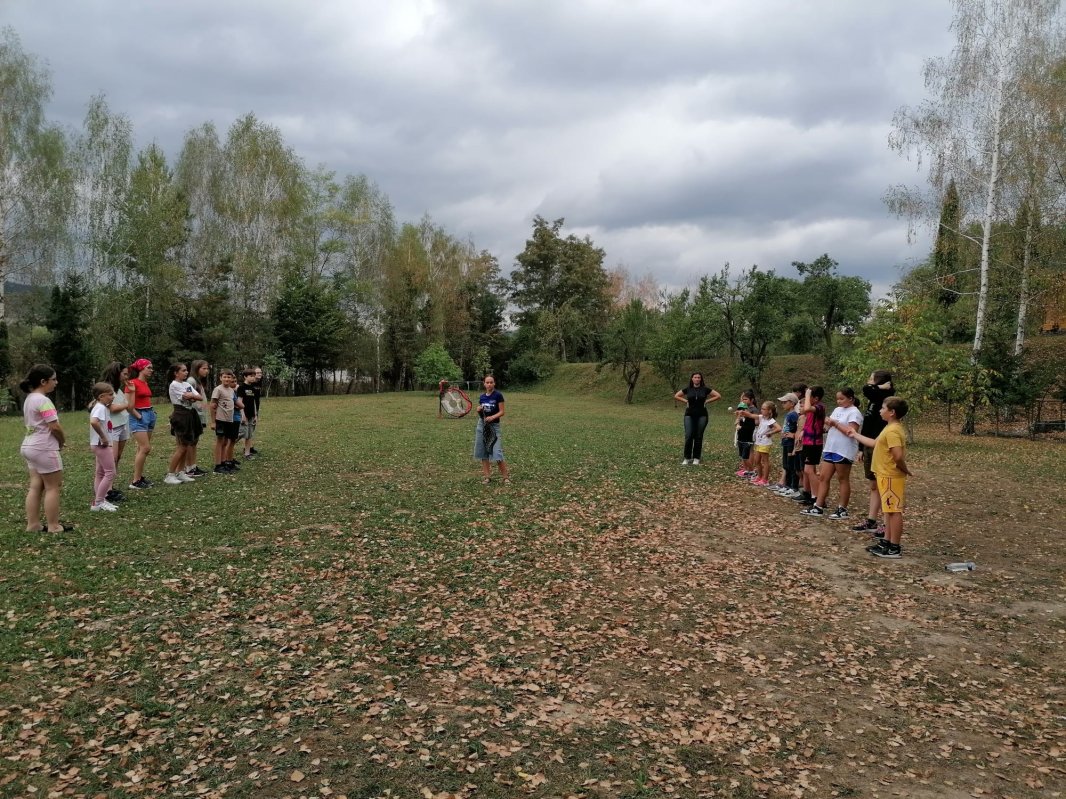 Tabere pentru copii și tineri la centrul socio‑cultural de la Tărlungeni, Braşov 307800