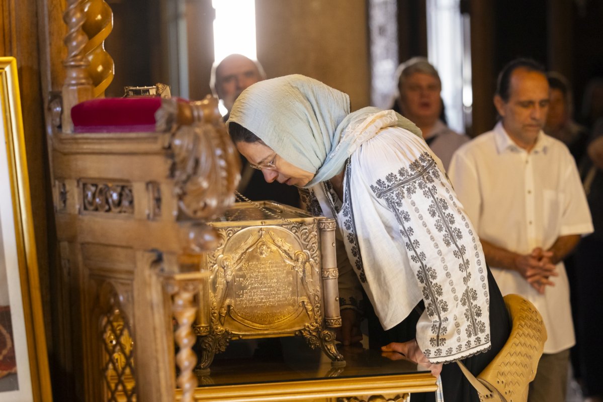 Părintele Sofian Boghiu a fost pomenit la Mănăstirea Antim 307927