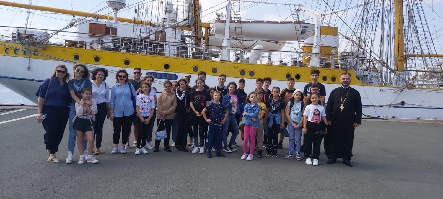 Excursie educativă în cadrul „Clubului de vară” al Protopopiatului Slobozia 308162
