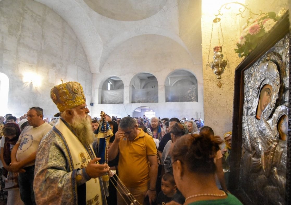 Popas duhovnicesc la mănăstirea vâlceană Dintr‑un Lemn 308167