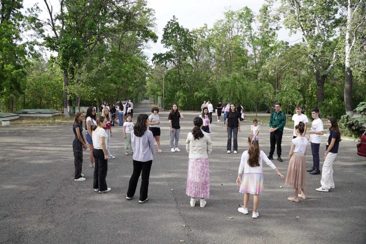 Proiectul „Copiii preoților și misiunea lor între prieteni” la așezământul din Lacu Sărat 308242