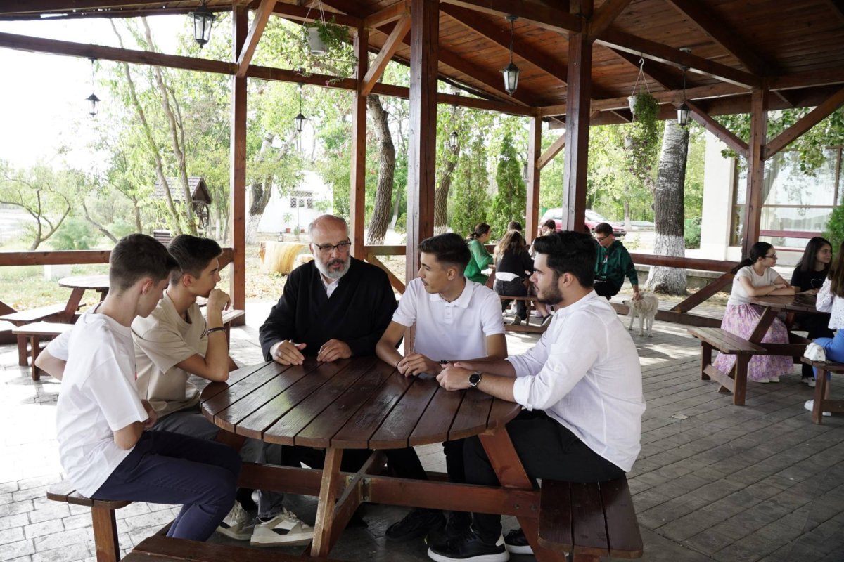 Proiectul „Copiii preoților și misiunea lor între prieteni” la așezământul din Lacu Sărat 308244