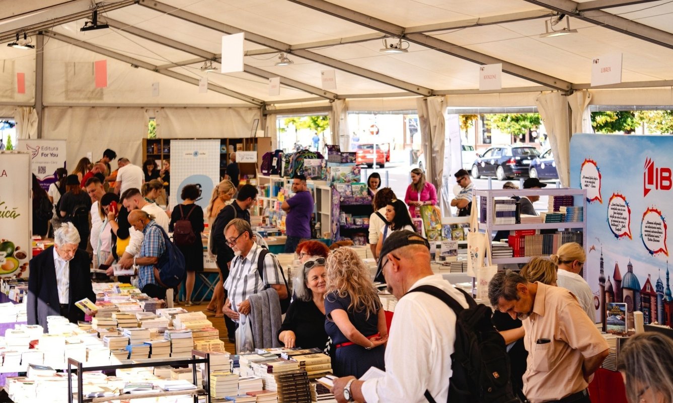 Festivalul Internaţional de Carte Transilvania, la Cluj-Napoca 308305