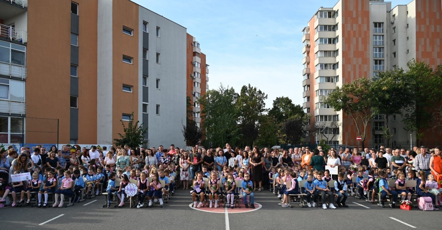 Început de an școlar la Liceul Ortodox „Episcop Roman Ciorogariu” Oradea 308327