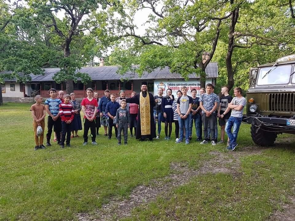 Biserica din Costuleni, laborator spiritual și cultural pentru elevi 308364