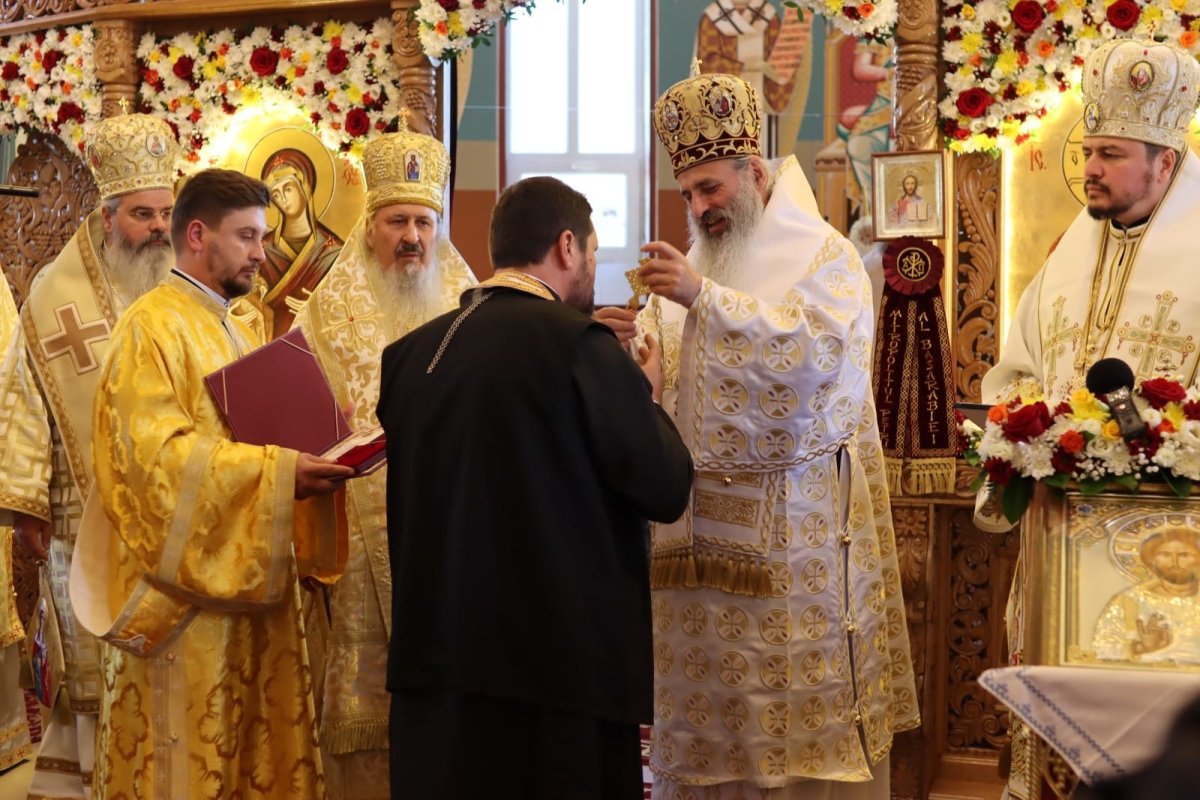 Biserica din Costuleni, laborator spiritual și cultural pentru elevi 308369