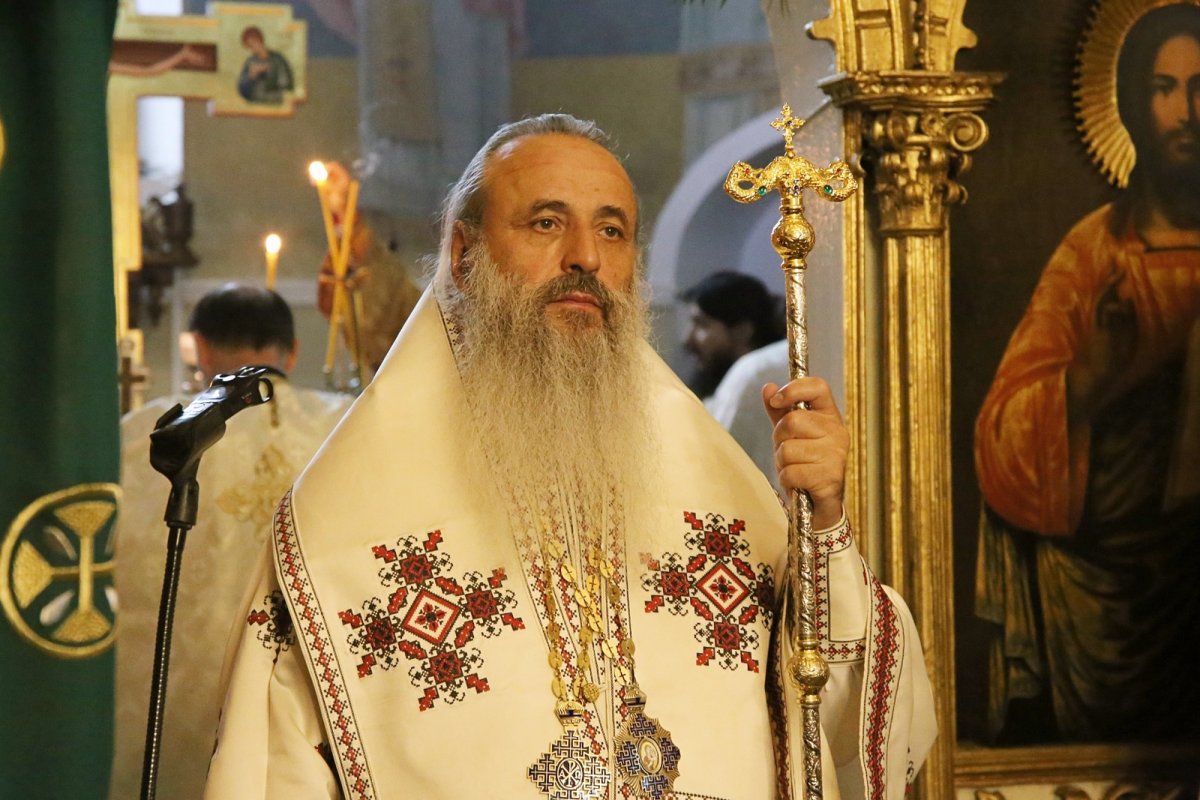 „Văzând starea de jertfă, omul Crucii devine omul Învierii” 308585