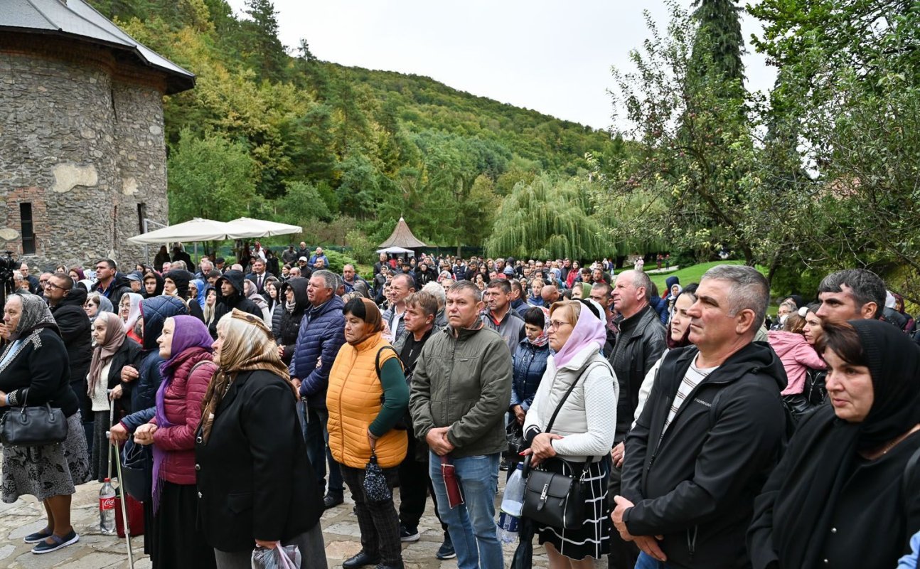 Hram la Mănăstirea Prislop, judeţul Hunedoara 308665