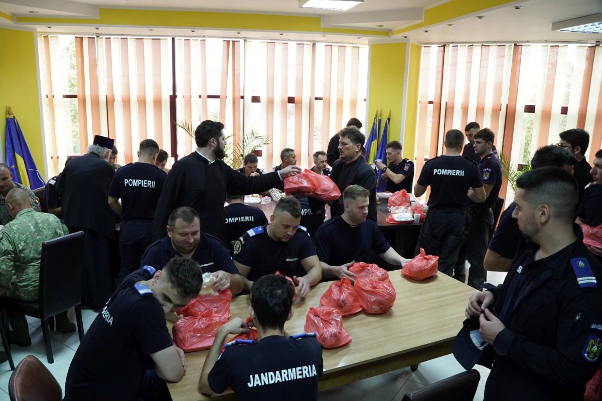 Rugăciune și solidaritate în vreme de grea încercare 308759