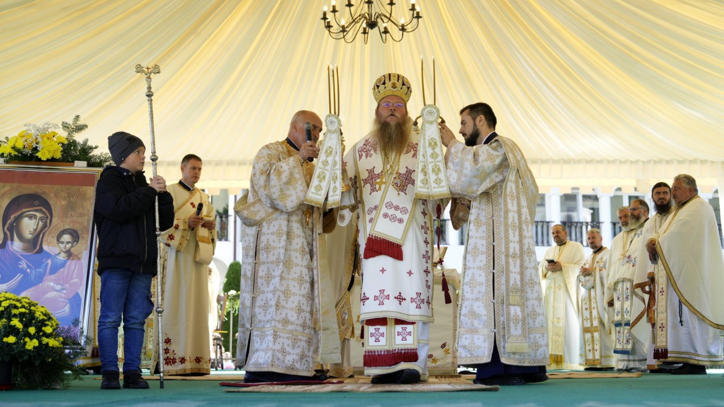 Sfințirea paraclisului de la Mănăstirea Berivoi, județul Brașov 308673