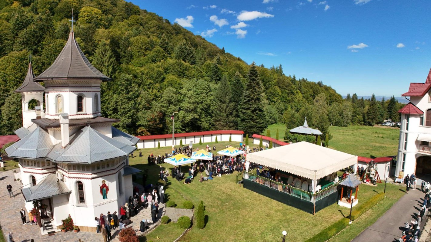 Sfințirea paraclisului de la Mănăstirea Berivoi, județul Brașov 308677