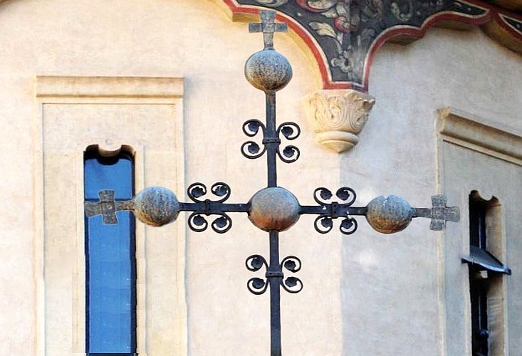 Crucea lui Hristos, nădejdea creştinilor 308902