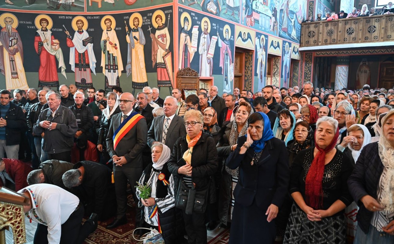 Târnosirea bisericii schitului de la Vulcan, Hunedoara 308948