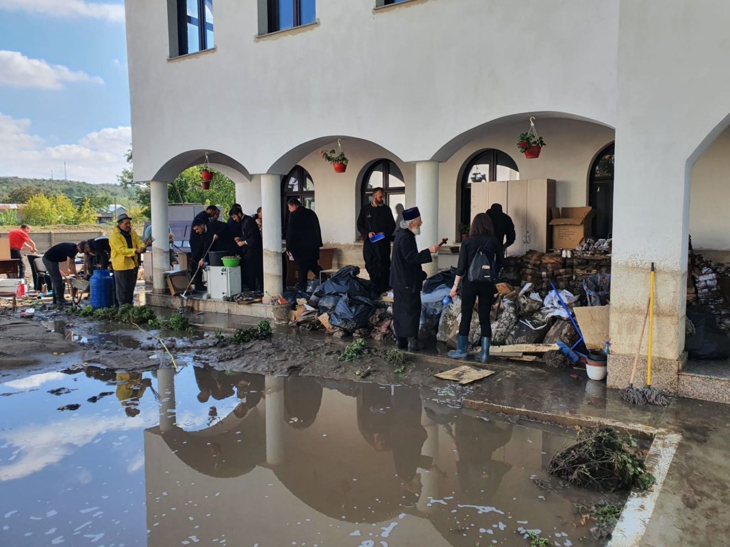 La Pechea, viața merge înainte 308986