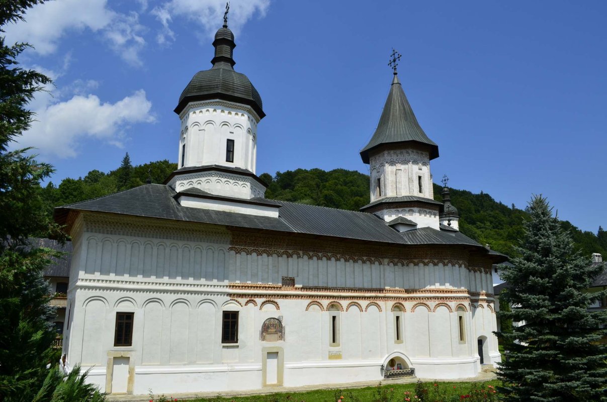 Simpozion național dedicat Mănăstirii Secu 308997