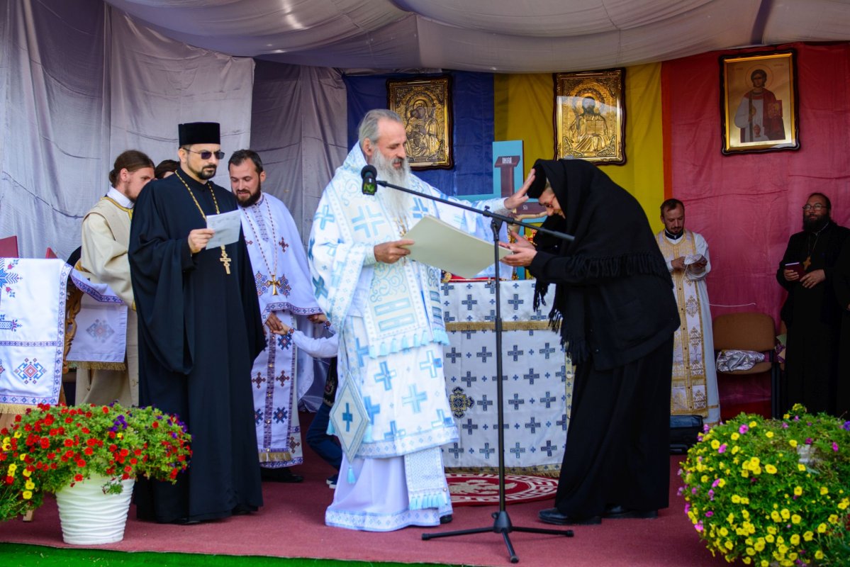 Sfințirea bisericii din Frunziș, Iași 309223