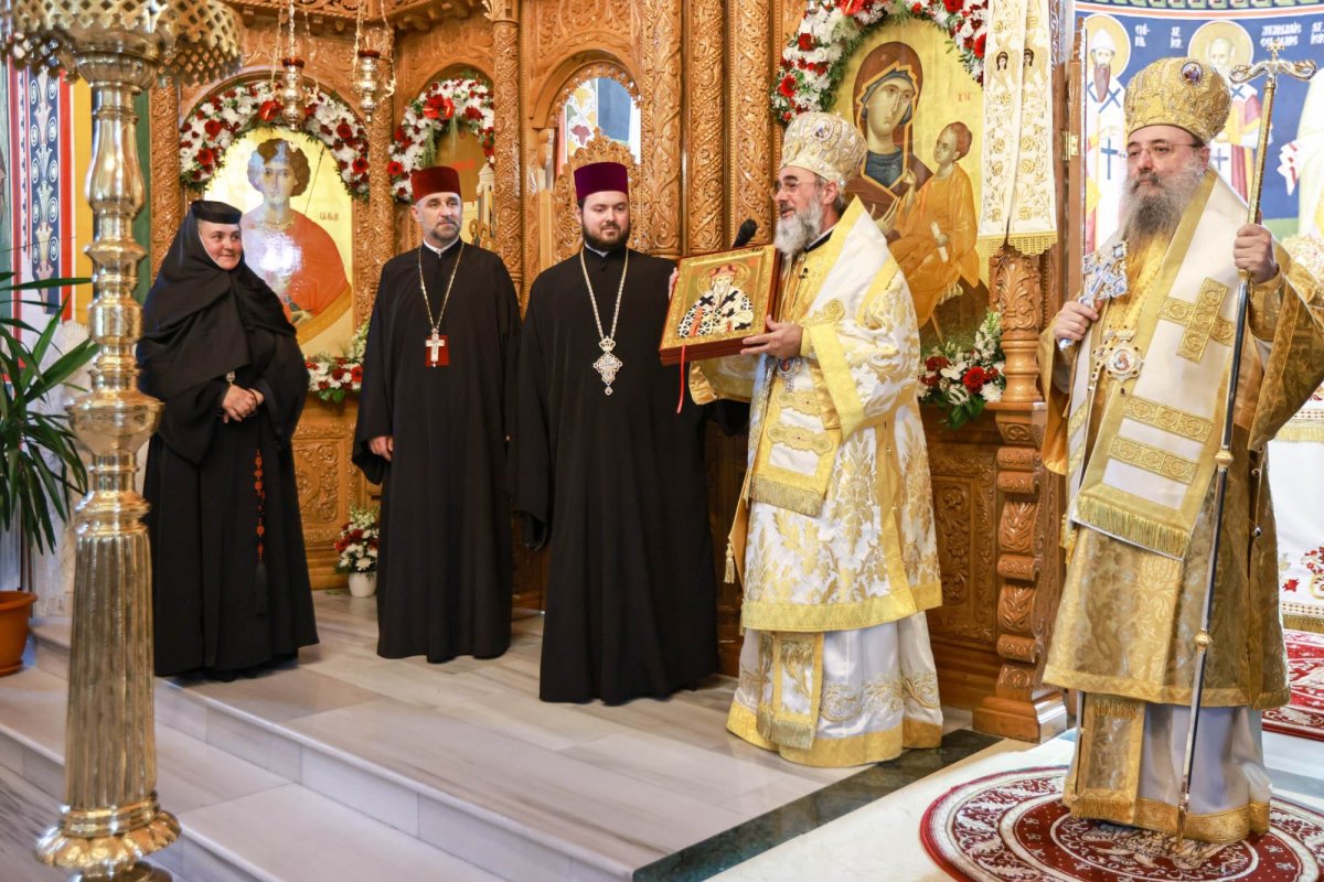 Moaștele Sfântului Andrei la hramul Mănăstirii Brazi 309408