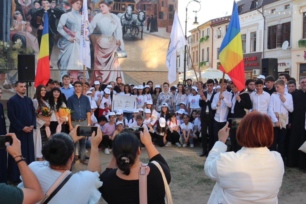 Activitate dedicată tinerilor din județul Dolj 309479