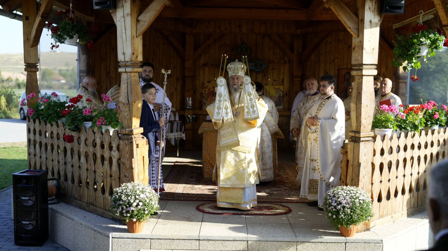 Binecuvântare arhierească în comunitatea din Cristian, județul Sibiu 309515