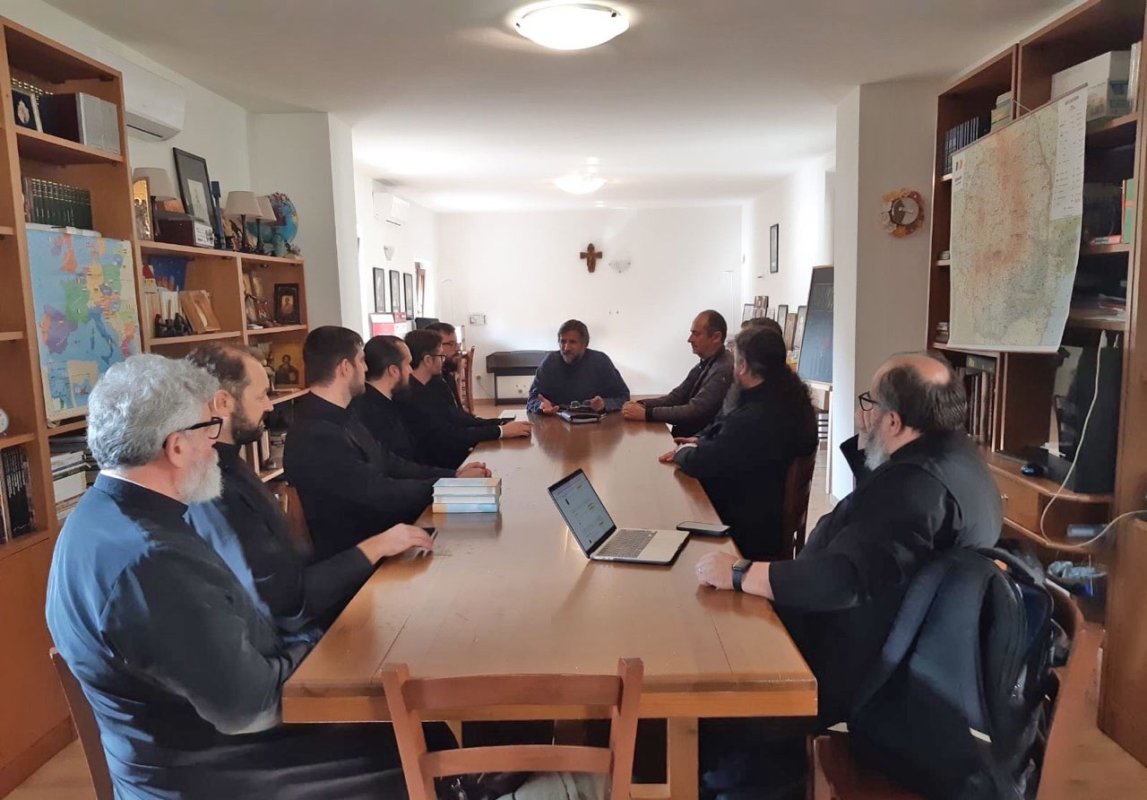 Adunări preoțești în protopopiate din Italia 309695