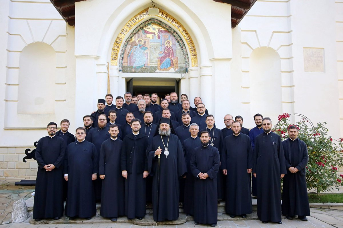 Cursuri pentru obținerea gradelor profesionale în preoție 309631