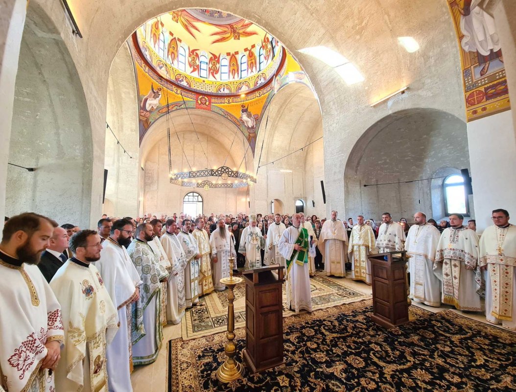 Hram la Așezământul pentru copii orfani de la Dorolea, Bistriţa-Năsăud 309775