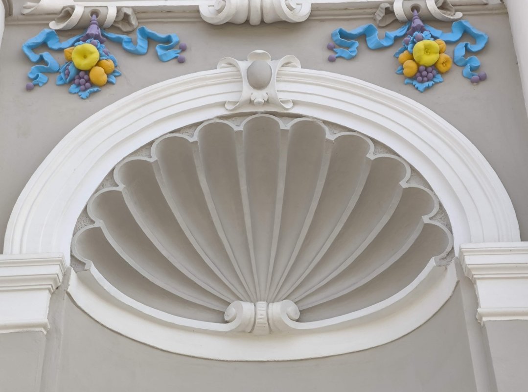 La Vatra Dornei, o clădire-simbol dezmorțește orașul 309145