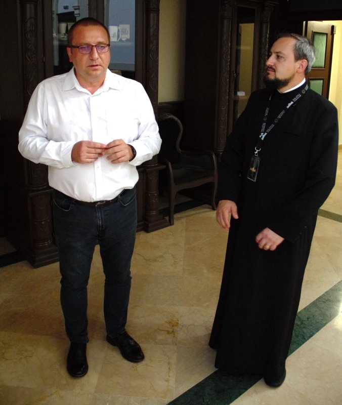 La Vatra Dornei, o clădire-simbol dezmorțește orașul 309149