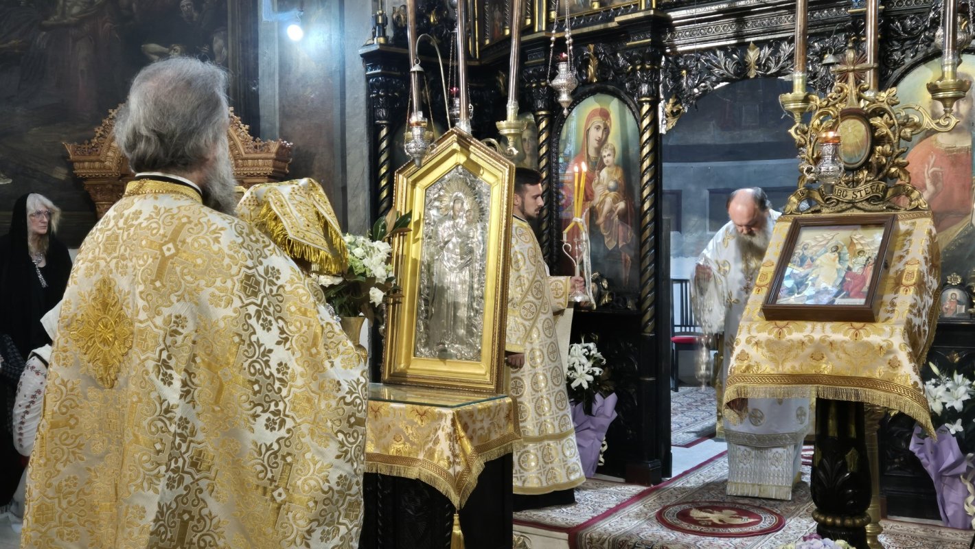 Slujire arhierească și hirotonie la Schitul Măgureanu 309857