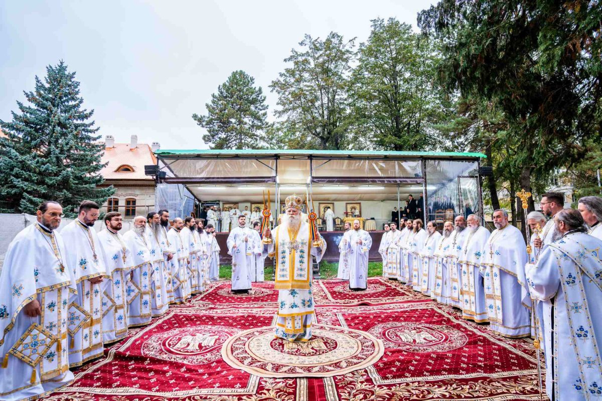 Duminica a 19-a după Rusalii la Catedrala Arhiepiscopală din Suceava 310085