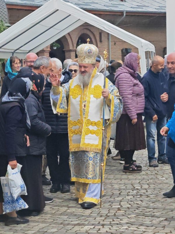 Preacinstirea Maicii Domnului la Mănăstirea Plumbuita 310134