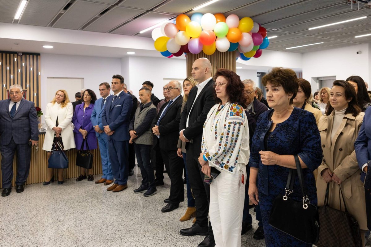 Slujbă de binecuvântare la Academia de Studii Economice din Capitală 310154