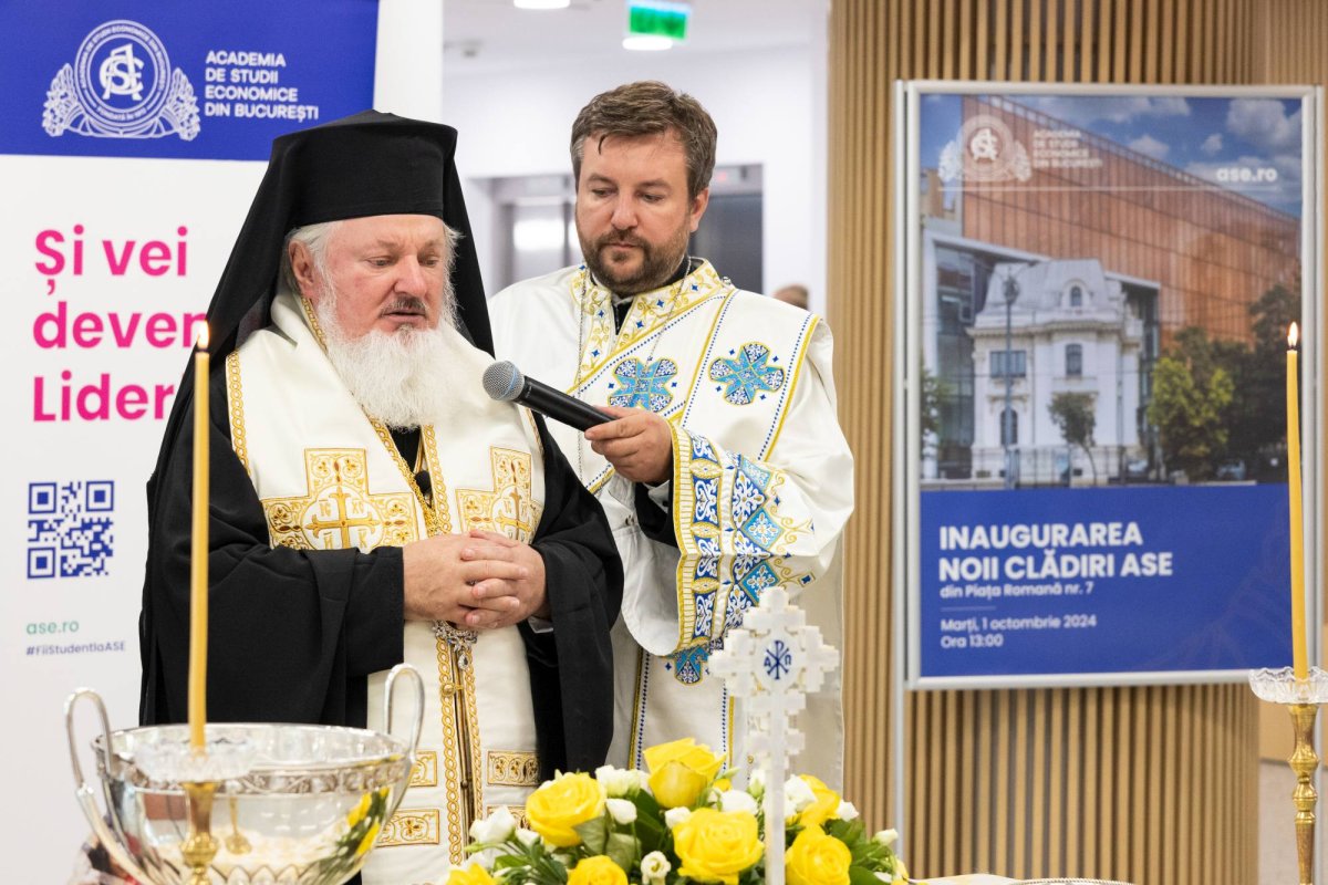 Slujbă de binecuvântare la Academia de Studii Economice din Capitală 310157
