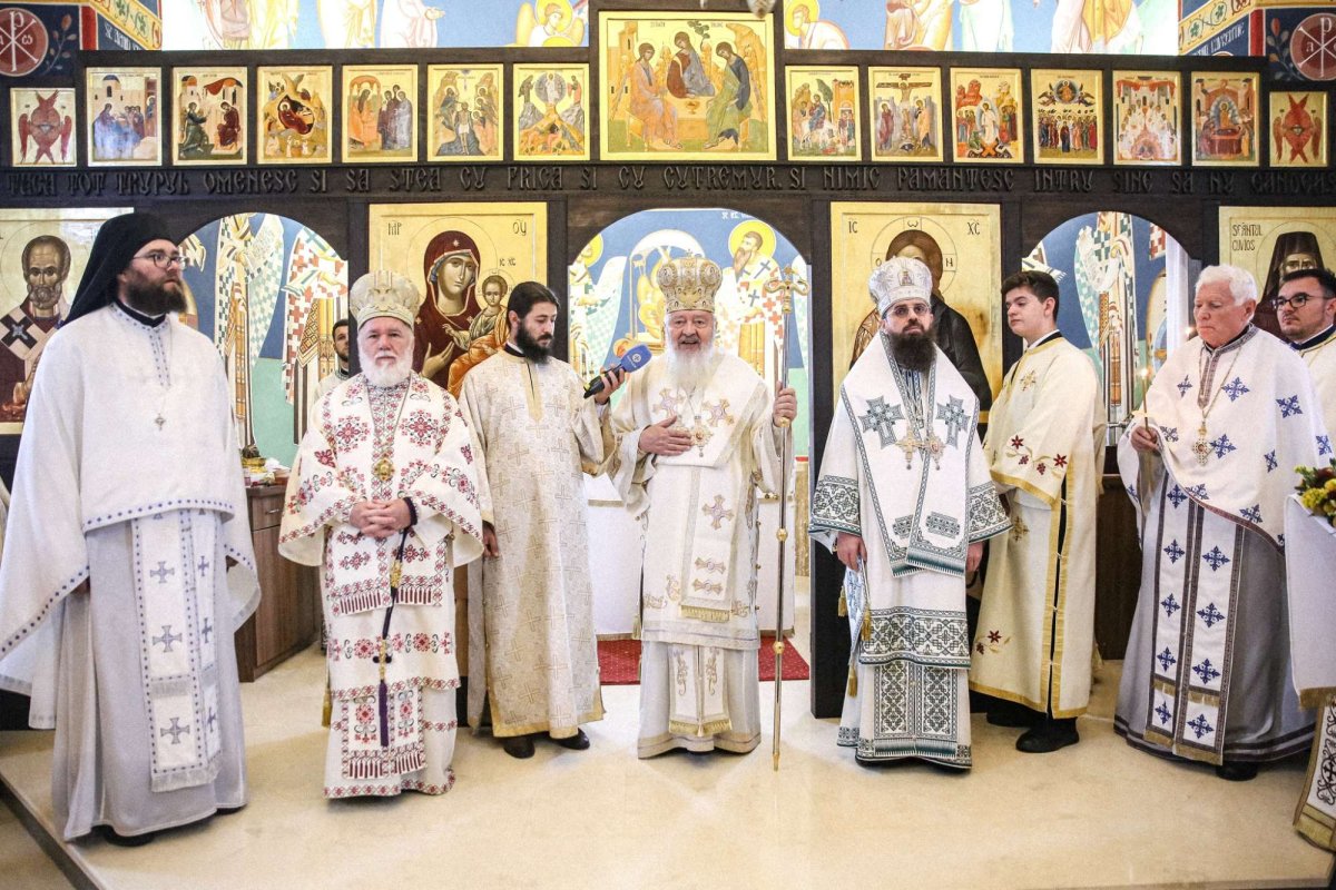 Târnosirea bisericii de la Mănăstirea Pantocrator, Beclean 310060