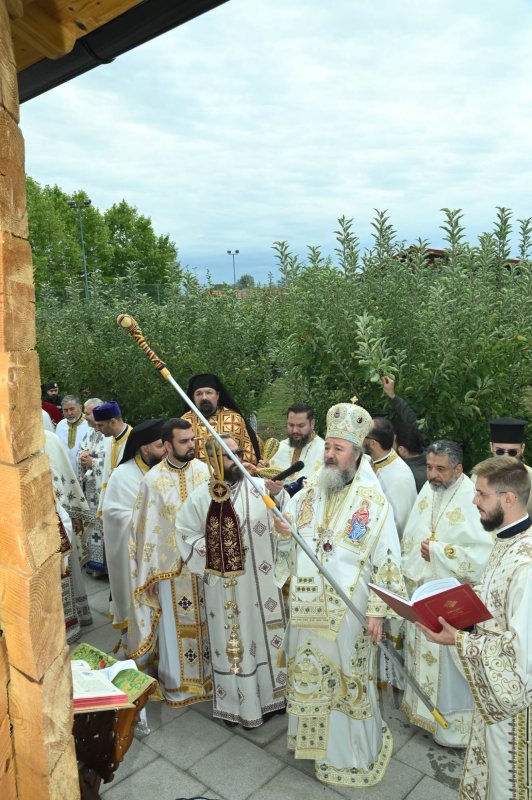 Haina sfințeniei pentru biserica unei noi mănăstiri giurgiuvene 310254