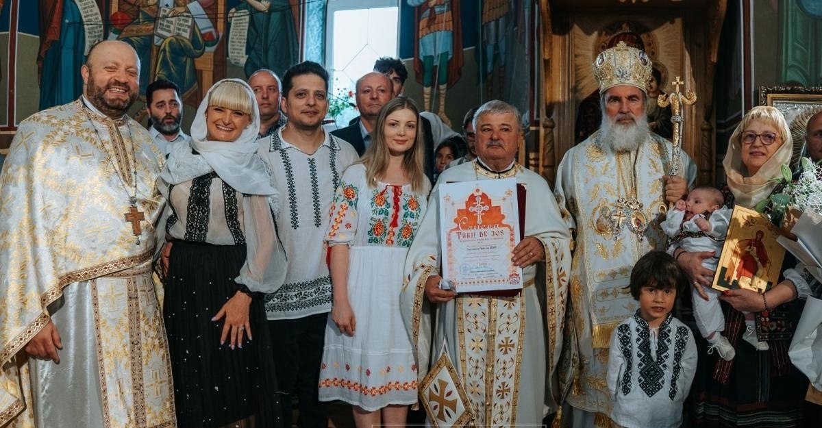 Liturghie arhierească la biserica Parohiei Filipești, Bacău 310204