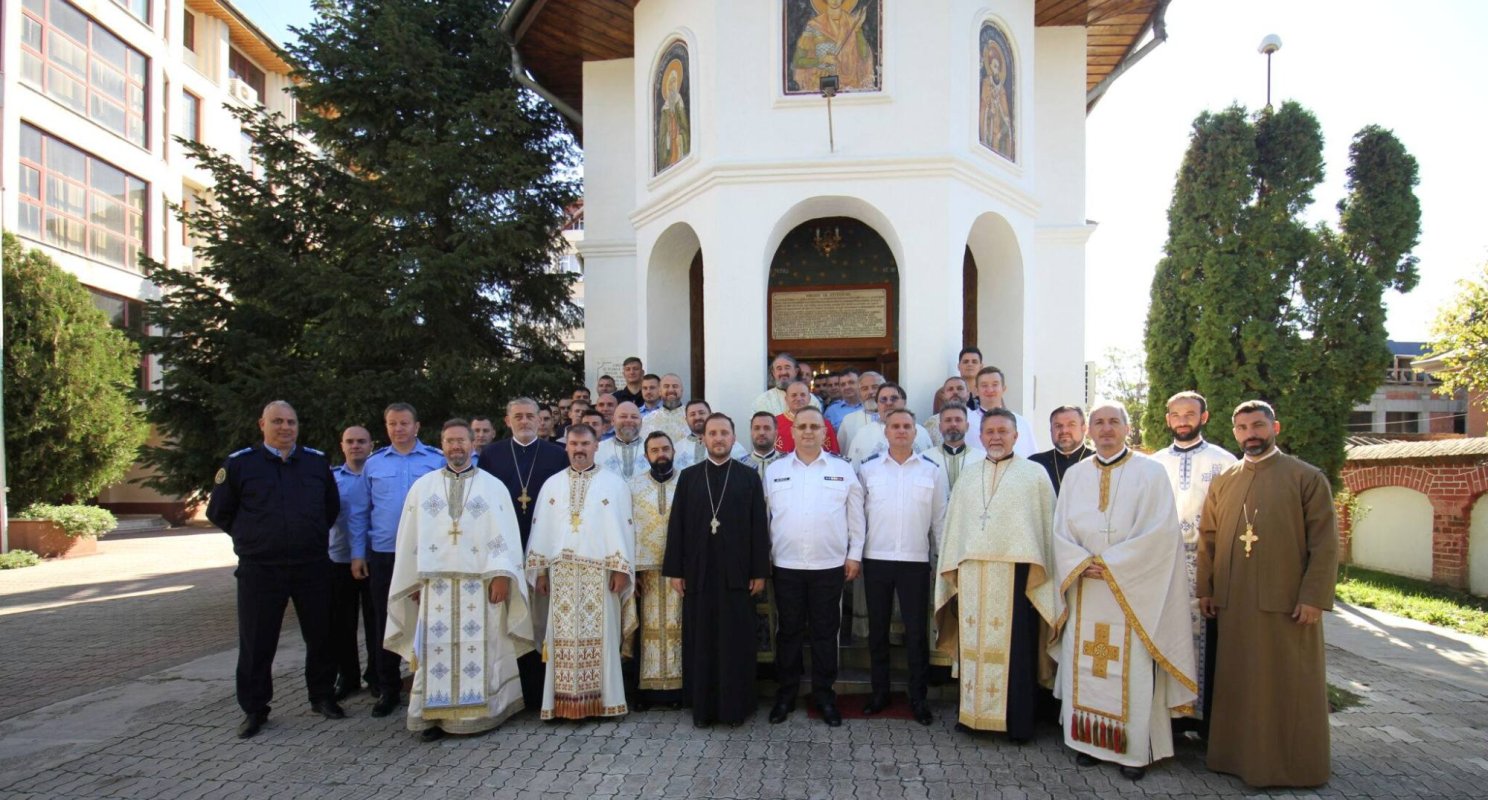 Preoții militari din MAI reuniți la Craiova 310214