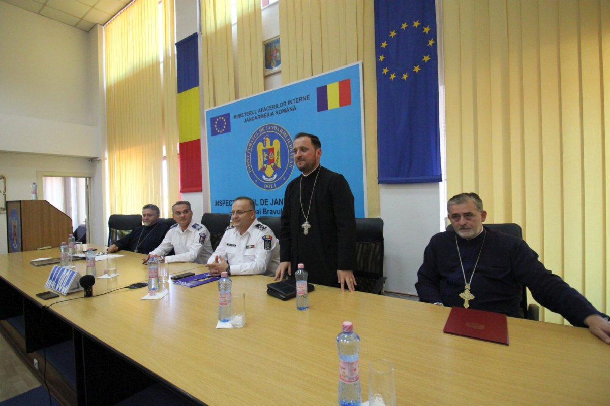 Preoții militari din MAI reuniți la Craiova 310215